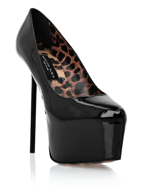 Women's wedding stiletto heel pumps with a pearl - encrusted strapPatent Leather Platform Pumps Women's wedding stiletto heel pumps with a pearl - encrusted strapPatent Leather Platform Pumps
