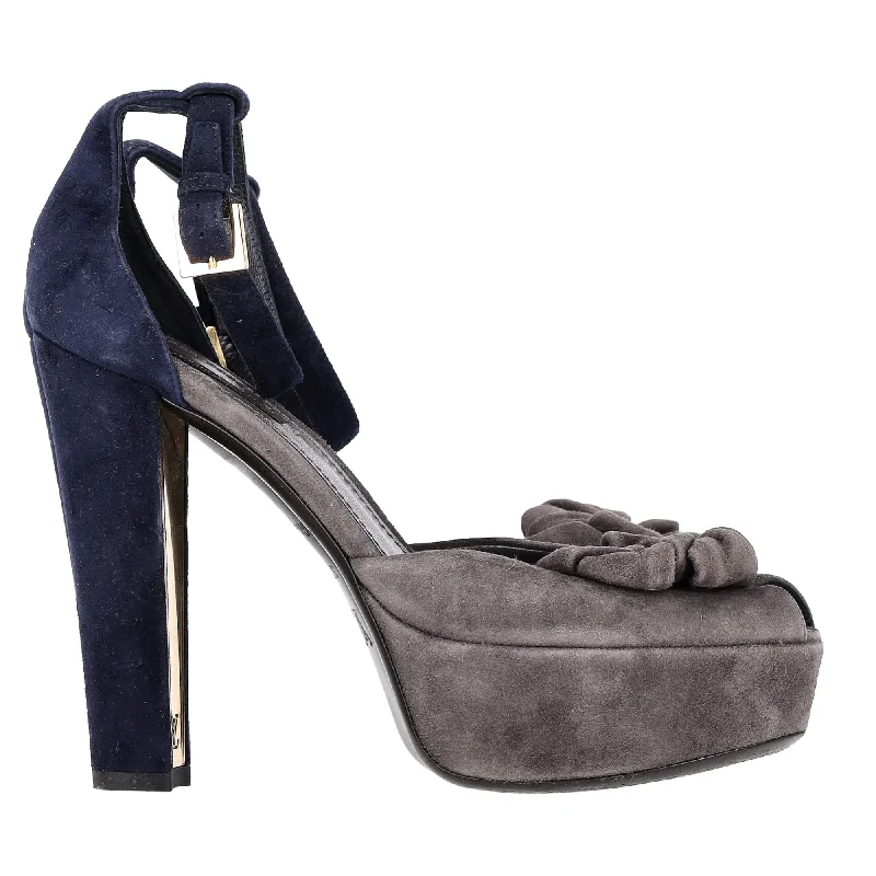 Women's lavender stiletto heel pumps for a delicate styleLouis Vuitton Flower Detail Platform Sandals in Blue and Grey Suede Women's lavender stiletto heel pumps for a delicate styleLouis Vuitton Flower Detail Platform Sandals in Blue and Grey Suede