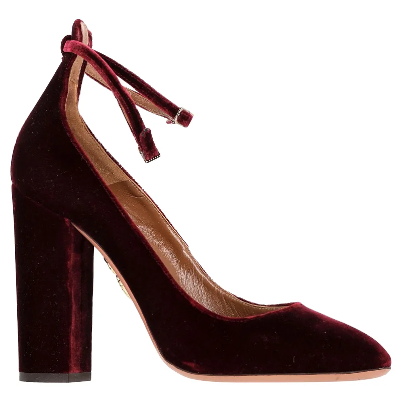 Women's ruffled stiletto heel pumps for a romantic styleAquazzura Alix 105 Chunky Heel Pumps in Burgundy Velvet Women's ruffled stiletto heel pumps for a romantic styleAquazzura Alix 105 Chunky Heel Pumps in Burgundy Velvet