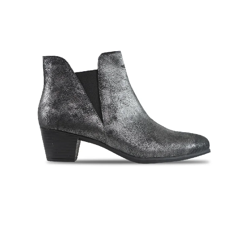 Women's Glitter - Embellished Loafers in Silver for a Sparkly Party Look JACKSON-GRAPHITE METALLIC SUEDE Women's Glitter - Embellished Loafers in Silver for a Sparkly Party Look JACKSON-GRAPHITE METALLIC SUEDE