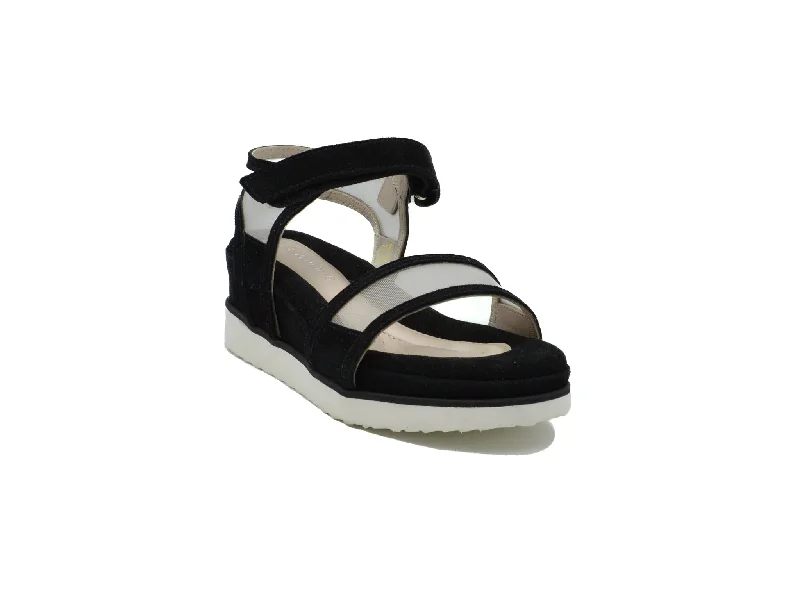 Women's Sandals with a Glitter - Coated Strap in Gold for a Sparkly Summer Outfit Women's Sandals with a Glitter - Coated Strap in Gold for a Sparkly Summer Outfit Women's Sandals with a Glitter - Coated Strap in Gold for a Sparkly Summer Outfit BELLA COMFORTO Clea