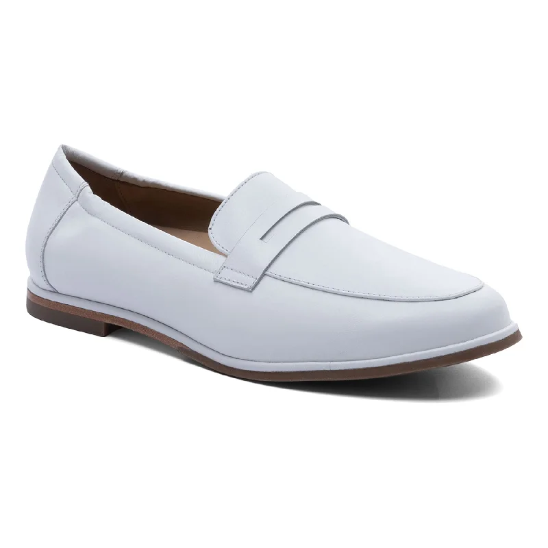 Women's Bow - Embellished Loafers in Red for a Feminine Touch Strada Loafer Metatarsal Women's Bow - Embellished Loafers in Red for a Feminine Touch Strada Loafer Metatarsal