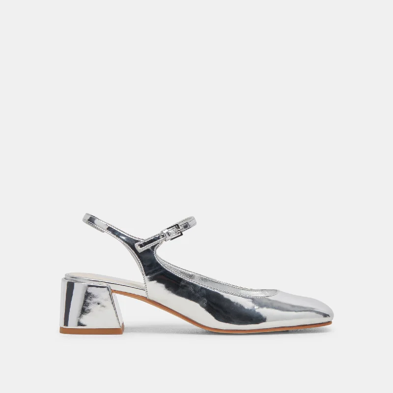 Women's Embroidered Floral Pattern Loafers in Beige for a Spring - Inspired Outfit MAGGI HEELS SILVER SPECCHIO STELLA Women's Embroidered Floral Pattern Loafers in Beige for a Spring - Inspired Outfit MAGGI HEELS SILVER SPECCHIO STELLA
