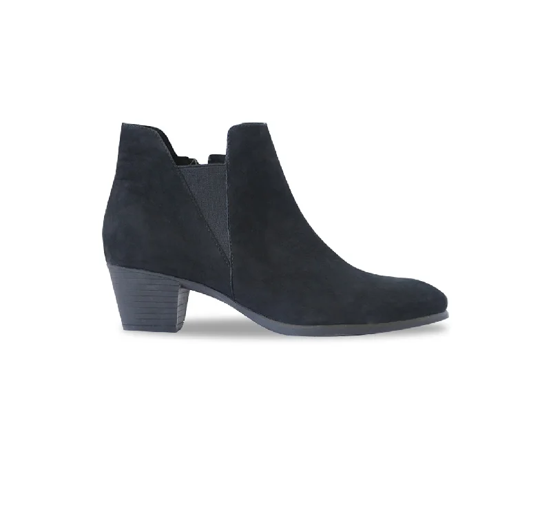 Women's Geometric - Patterned Loafers in Multicolor for a Fashion - Forward Look JACKSON-BLACK NUBUCK Women's Geometric - Patterned Loafers in Multicolor for a Fashion - Forward Look JACKSON-BLACK NUBUCK