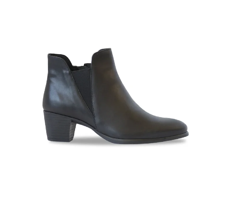 Women's Fur - Lined Loafers in Tan for a Cozy Winter Option JACKSON-BLACK LEATHER