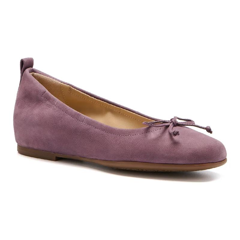 Women's Embroidered Floral Pattern Loafers in Beige for a Spring - Inspired Outfit Cadence Bow Metatarsal Women's Embroidered Floral Pattern Loafers in Beige for a Spring - Inspired Outfit Cadence Bow Metatarsal