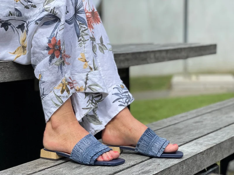 Women's Ankle - Strap Sandals with a Block Heel in Red for a Sophisticated Style Women's Ankle - Strap Sandals with a Block Heel in Red for a Sophisticated Style Women's Ankle - Strap Sandals with a Block Heel in Red for a Sophisticated Style Marianne Nina available in 2 colours Women's Ankle - Strap Sandals with a Block Heel in Red for a Sophisticated Style Women's Ankle - Strap Sandals with a Block Heel in Red for a Sophisticated Style Women's Ankle - Strap Sandals with a Block Heel in Red for a Sophisticated Style Marianne Nina available in 2 colours