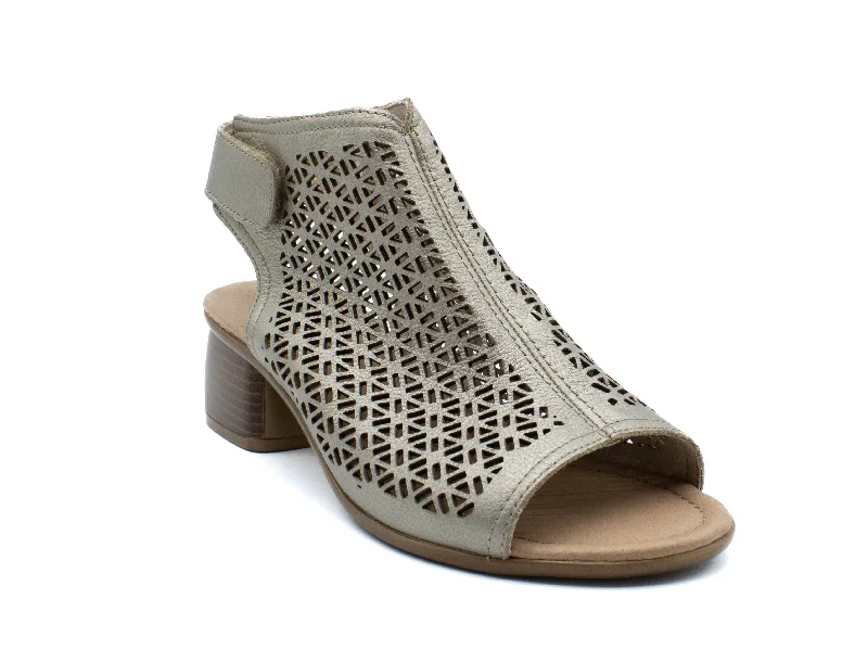 Women's Strappy Gladiator Sandals with Buckle Closures in Tan for a Boho Look Women's Strappy Gladiator Sandals with Buckle Closures in Tan for a Boho Look Women's Strappy Gladiator Sandals with Buckle Closures in Tan for a Boho Look REMONTE Lilian 71 Women's Strappy Gladiator Sandals with Buckle Closures in Tan for a Boho Look Women's Strappy Gladiator Sandals with Buckle Closures in Tan for a Boho Look Women's Strappy Gladiator Sandals with Buckle Closures in Tan for a Boho Look REMONTE Lilian 71