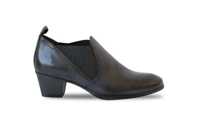 Women's Fur - Lined Loafers in Tan for a Cozy Winter Option JESSIE