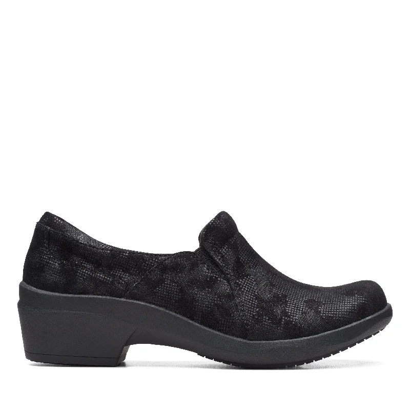 Women's Tassel - Trimmed Loafers with a Low Heel in Olive Green for a Trendy Twist Clarks Talene Pace in Black Textile Women's Tassel - Trimmed Loafers with a Low Heel in Olive Green for a Trendy Twist Clarks Talene Pace in Black Textile