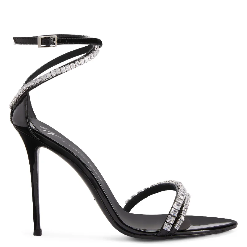 Women's Flat Slide Sandals with a Memory Foam Insole in White for All - Day ComfortGiuseppe Zanotti Abileene Women's Flat Slide Sandals with a Memory Foam Insole in White for All - Day ComfortGiuseppe Zanotti Abileene