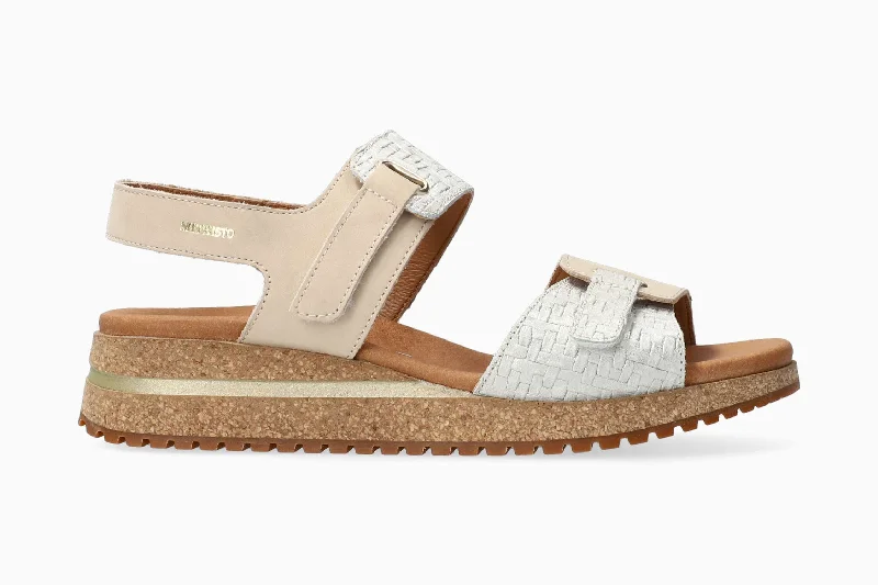 Women's Sandals with a Floral - Printed Upper in Pink for a Feminine Spring LookJade - Nude Women's Sandals with a Floral - Printed Upper in Pink for a Feminine Spring LookJade - Nude