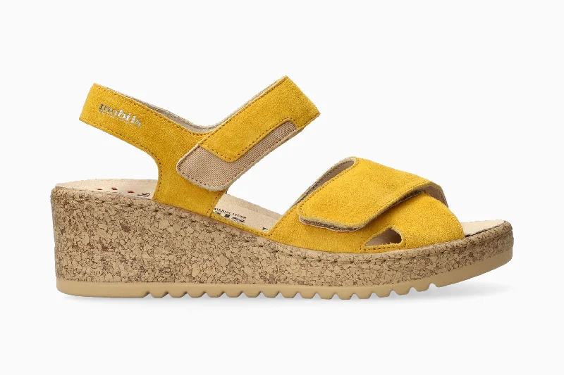 Women's Sandals with a Wedge Heel and a Tassel Detail in Orange for a Trendy LookNoor - Ochre Women's Sandals with a Wedge Heel and a Tassel Detail in Orange for a Trendy LookNoor - Ochre