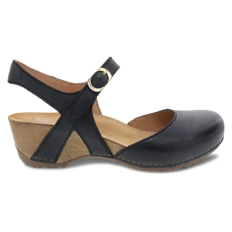Anti - Slip Women's Sandals with a Grooved Sole in Green for Outdoor AdventuresTiffani Wedge Sandal - Medium Width In Black Milled Burnished Anti - Slip Women's Sandals with a Grooved Sole in Green for Outdoor AdventuresTiffani Wedge Sandal - Medium Width In Black Milled Burnished