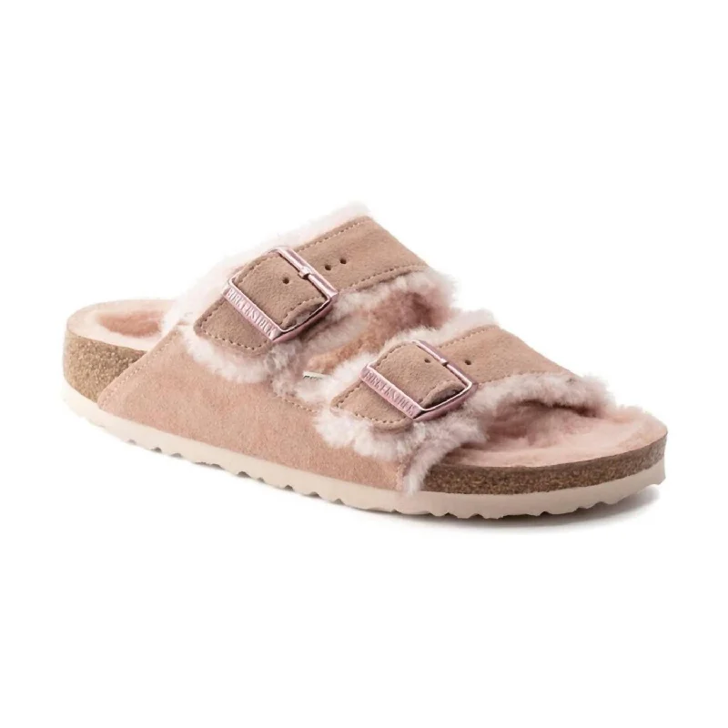 Shock - Absorbing Women's Sandals with a Soft Insole in Black for Active LifestylesWomen's Arizona Shearling Sandals In Light Rose Shock - Absorbing Women's Sandals with a Soft Insole in Black for Active LifestylesWomen's Arizona Shearling Sandals In Light Rose