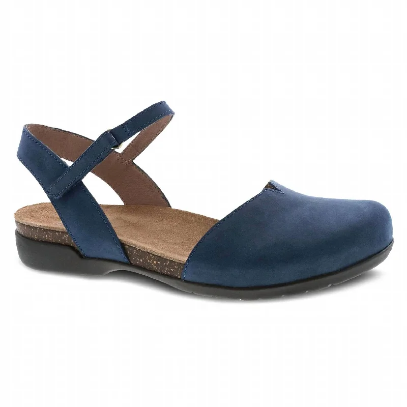 Women's Flat Slide Sandals with a Memory Foam Insole in White for All - Day ComfortWomen's Rowan Nubuck Sandals In Navy Women's Flat Slide Sandals with a Memory Foam Insole in White for All - Day ComfortWomen's Rowan Nubuck Sandals In Navy