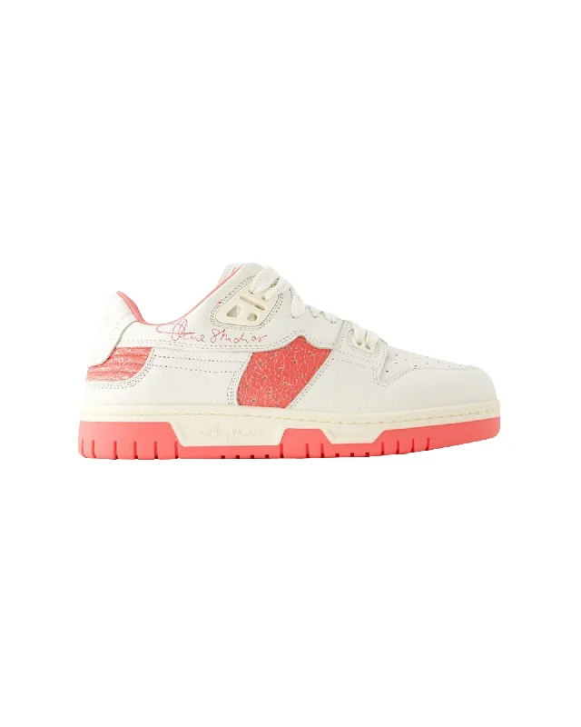 Retro - Style Women's Sneakers in Pastel Colors for a Nostalgic and Fashionable Vibe08sthlm Low Pop M Sneakers - Acne Studios - Leather - White/Pink Retro - Style Women's Sneakers in Pastel Colors for a Nostalgic and Fashionable Vibe08sthlm Low Pop M Sneakers - Acne Studios - Leather - White/Pink