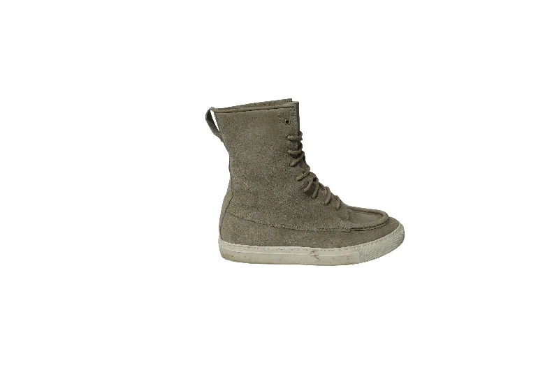 Women's Sneakers with Adjustable Straps for a Customized Fit During High - Impact ExercisesCommon Projects Tournament High Top Shearling Sneakers in Grey Suede Women's Sneakers with Adjustable Straps for a Customized Fit During High - Impact ExercisesCommon Projects Tournament High Top Shearling Sneakers in Grey Suede