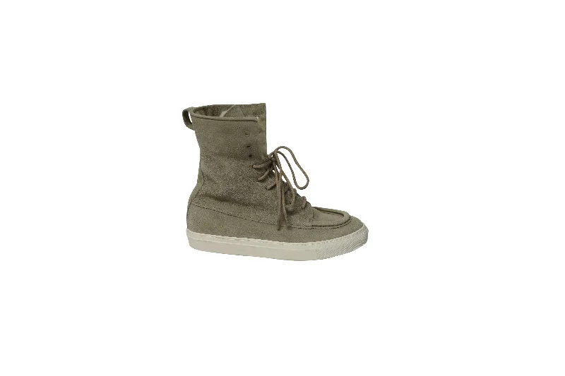 Women's Sneakers with Adjustable Straps for a Customized Fit During High - Impact ExercisesCommon Projects Tournament Shearling High-Top Sneakers in Grey Suede Women's Sneakers with Adjustable Straps for a Customized Fit During High - Impact ExercisesCommon Projects Tournament Shearling High-Top Sneakers in Grey Suede
