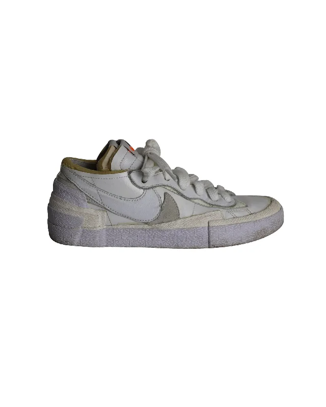 Water - Resistant Women's Hiking Sneakers with Traction Outsoles for Outdoor AdventuresNike x Sacai Blazer Low Sneakers in White Patent Leather Water - Resistant Women's Hiking Sneakers with Traction Outsoles for Outdoor AdventuresNike x Sacai Blazer Low Sneakers in White Patent Leather