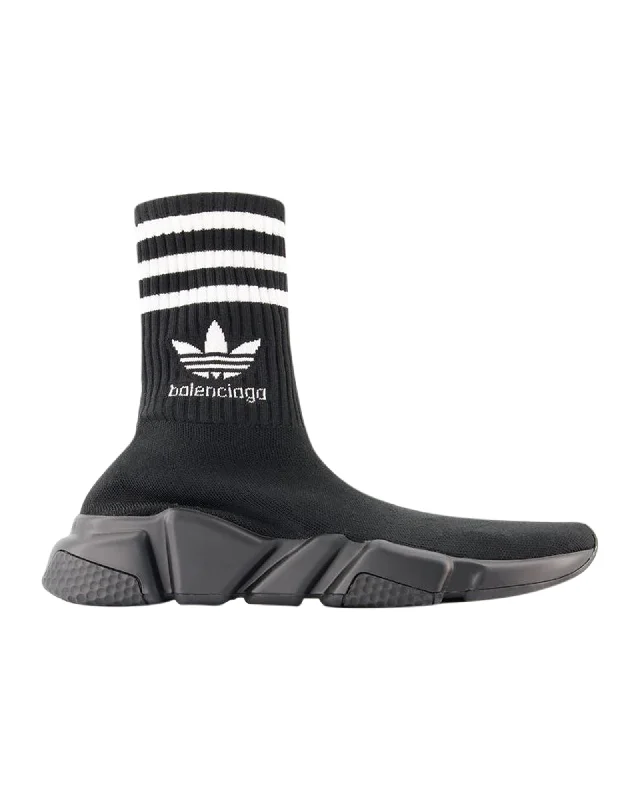 Vegan - Friendly Women's Sneakers Made from Recycled Materials for an Eco - Conscious ChoiceSpeed Lt Adidas Sneakers - Balenciaga - Black/Logo White Vegan - Friendly Women's Sneakers Made from Recycled Materials for an Eco - Conscious ChoiceSpeed Lt Adidas Sneakers - Balenciaga - Black/Logo White