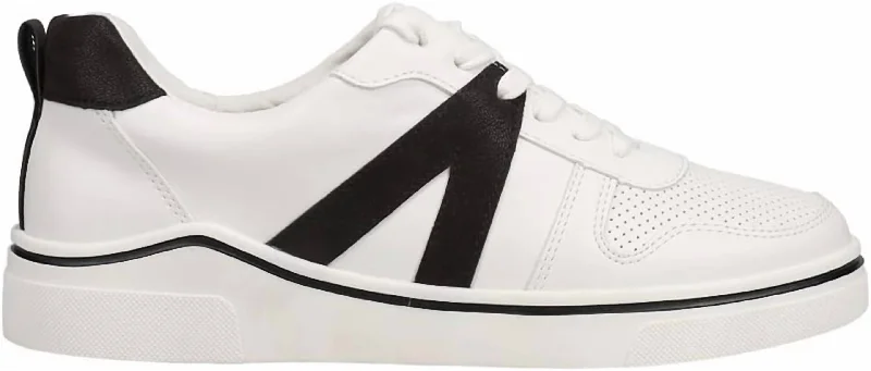 Patterned Print Women's Sneakers in Floral Designs for a Feminine and Fashion - Forward LookWomen's Alta Sneakers In Black Patterned Print Women's Sneakers in Floral Designs for a Feminine and Fashion - Forward LookWomen's Alta Sneakers In Black
