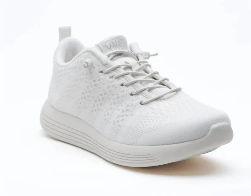 High - Top Women's Leather Sneakers in Black for a Stylish and Durable OptionWomen's Belmont Sneakers In Ice Merino Wool High - Top Women's Leather Sneakers in Black for a Stylish and Durable OptionWomen's Belmont Sneakers In Ice Merino Wool
