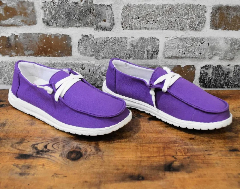 Chunky - Sole Women's Platform Sneakers in White for a Trendy Street Style LookWomen's Gypsy Jazz Fashion Sneakers In Purple Game Day Chunky - Sole Women's Platform Sneakers in White for a Trendy Street Style LookWomen's Gypsy Jazz Fashion Sneakers In Purple Game Day