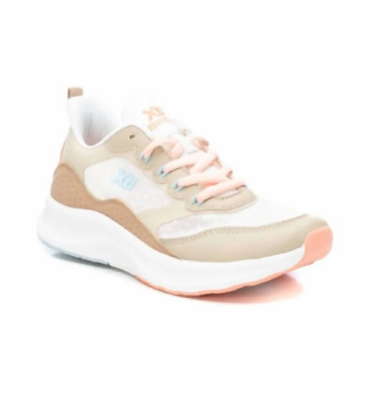 Smart - Tech Women's Sneakers with Fitness Tracking Features for Active Lifestyle EnthusiastsWomen's Lace-Up Sneakers In Beige Smart - Tech Women's Sneakers with Fitness Tracking Features for Active Lifestyle EnthusiastsWomen's Lace-Up Sneakers In Beige