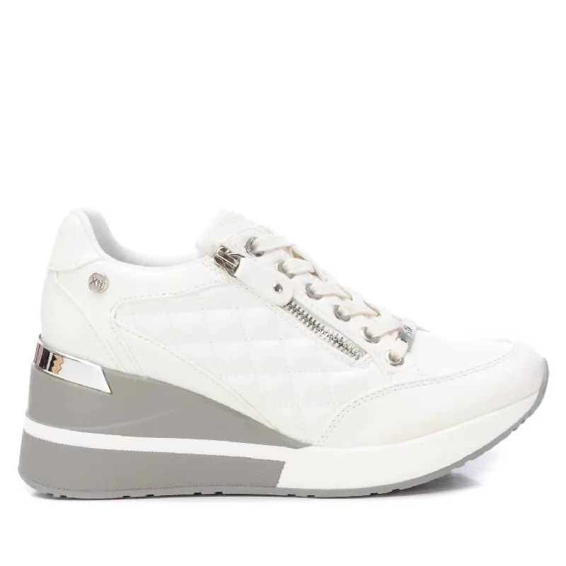 Vegan - Friendly Women's Sneakers Made from Recycled Materials for an Eco - Conscious ChoiceWomen's Leather Quilted Sneakers In White Vegan - Friendly Women's Sneakers Made from Recycled Materials for an Eco - Conscious ChoiceWomen's Leather Quilted Sneakers In White