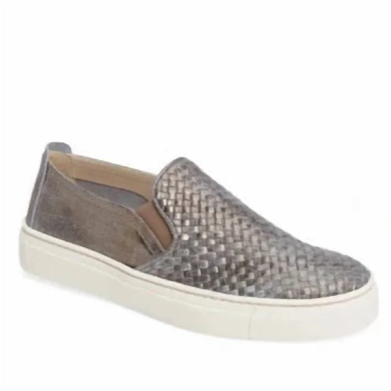 Chunky - Sole Women's Platform Sneakers in White for a Trendy Street Style LookWomen's Sneak Name Sneakers In Canna Di Fucile Leather Chunky - Sole Women's Platform Sneakers in White for a Trendy Street Style LookWomen's Sneak Name Sneakers In Canna Di Fucile Leather