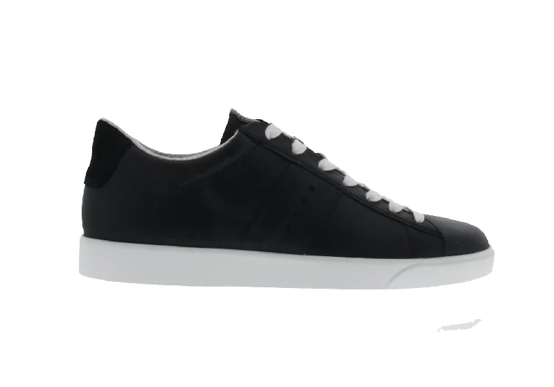Foldable Women's Travel Sneakers for Compact Storage in LuggageWomen's Street Lite Sneaker In Black Foldable Women's Travel Sneakers for Compact Storage in LuggageWomen's Street Lite Sneaker In Black