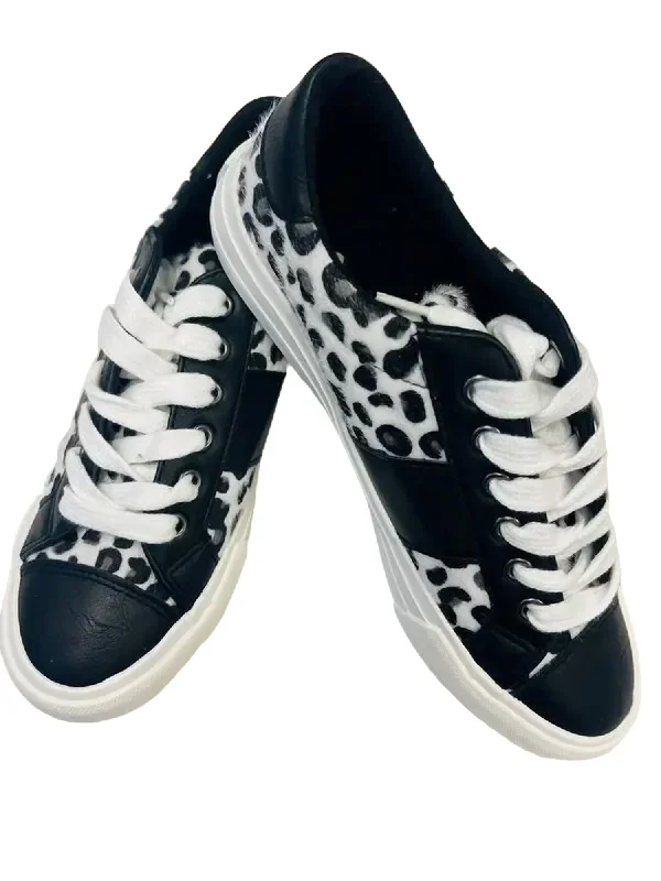 Wide - Width Women's Sneakers for Comfortable Fit for Those with Wider FeetWomen's Trillion Sneaker In Black Wide - Width Women's Sneakers for Comfortable Fit for Those with Wider FeetWomen's Trillion Sneaker In Black